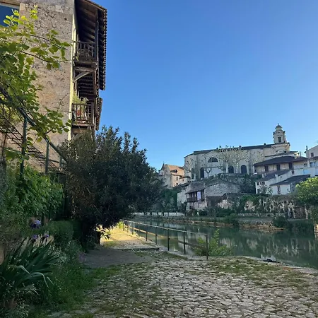 -b -t1, Centre-ville-le Marcadieu Apartment