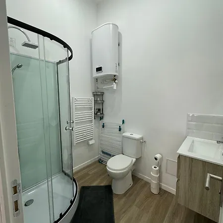 Apartment -b -t1, Centre-ville-le Marcadieu Nerac